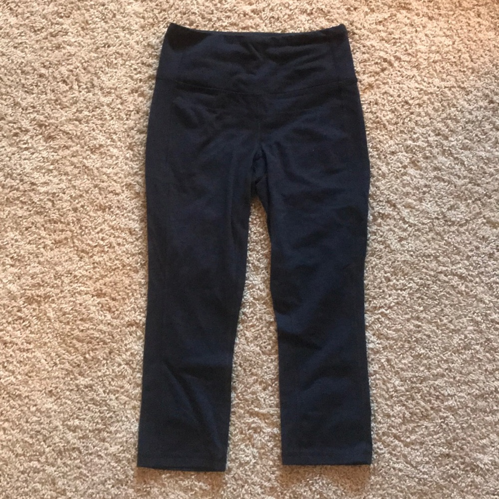 Lucy perfect core Capri legging